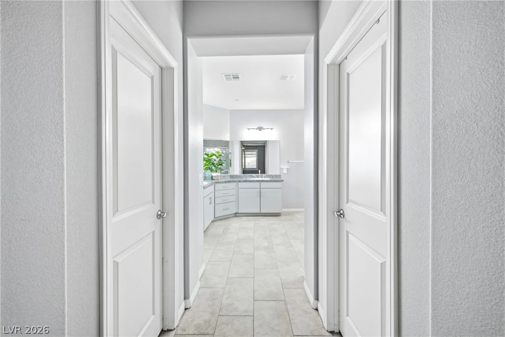 6125 Steinway, Las Vegas, NV 89131