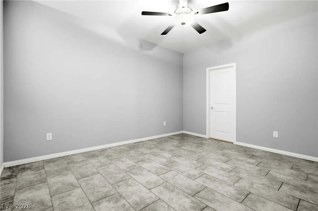 6125 Steinway, Las Vegas, NV 89131