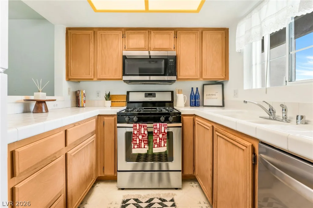 1909 High Valley, Las Vegas, NV 89128