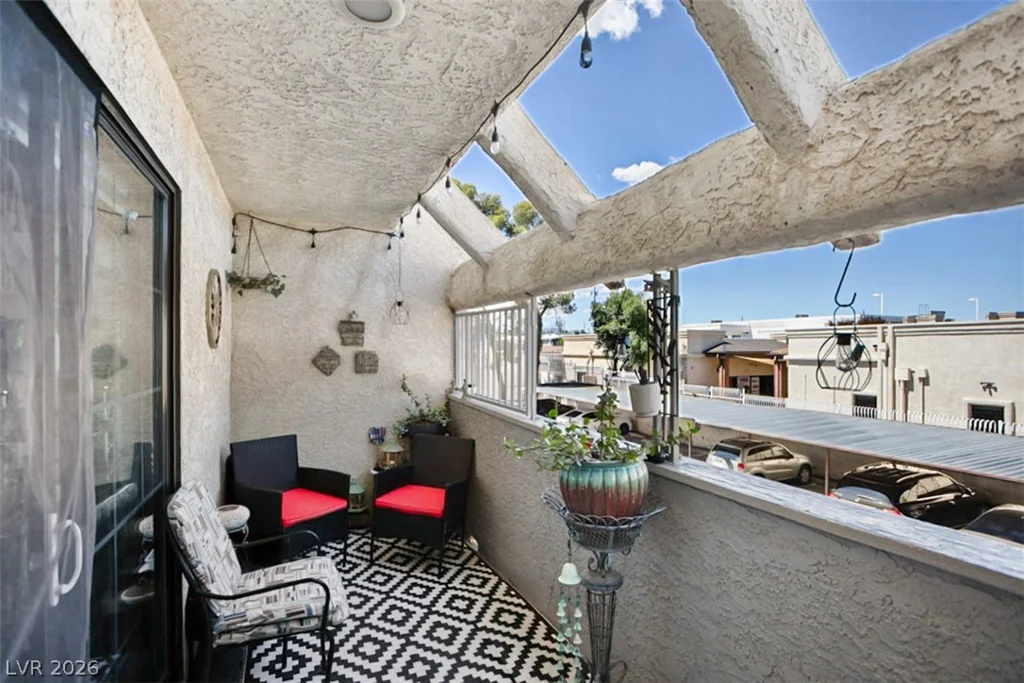2080 Karen, Las Vegas, NV 89169