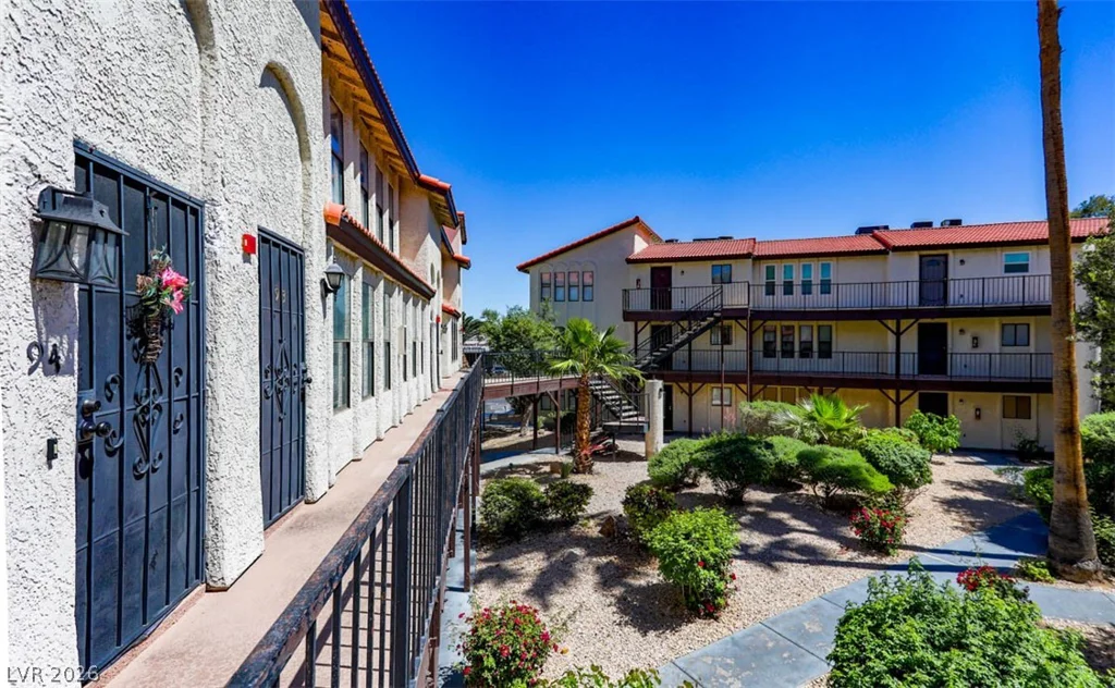 2080 Karen, Las Vegas, NV 89169