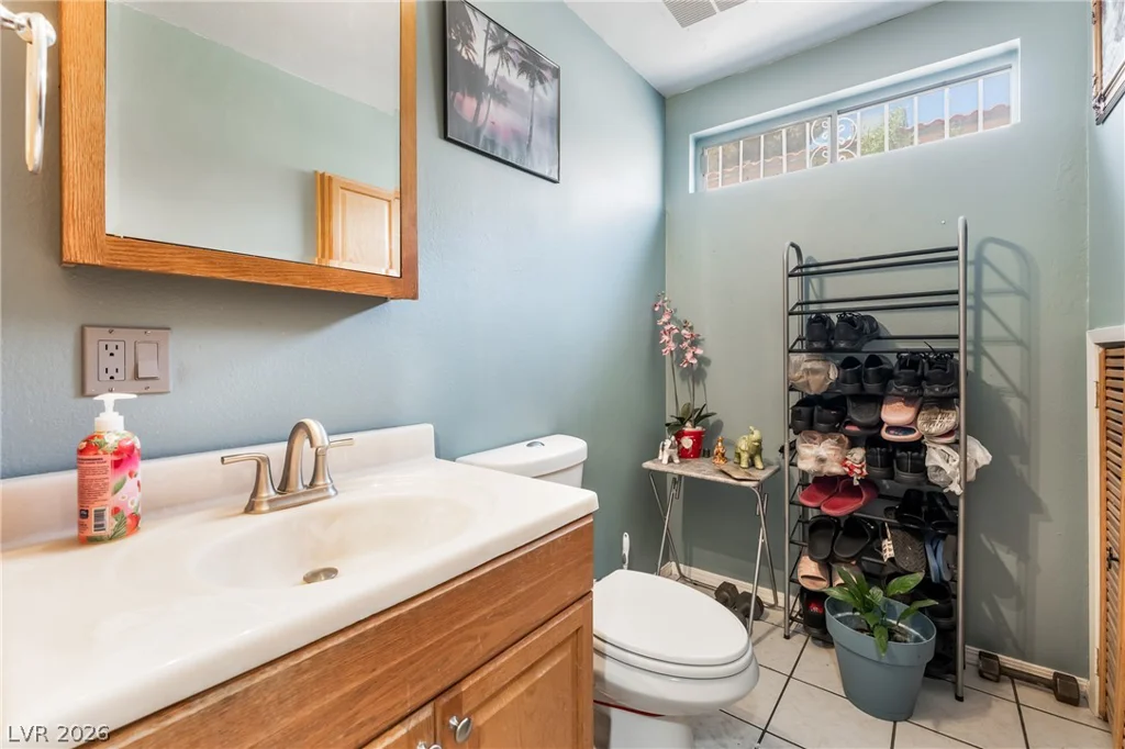 5336 Hollow Brook, Las Vegas, NV 89142