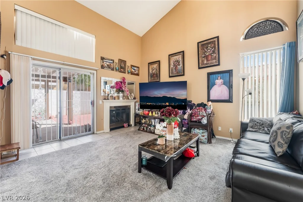 5336 Hollow Brook, Las Vegas, NV 89142
