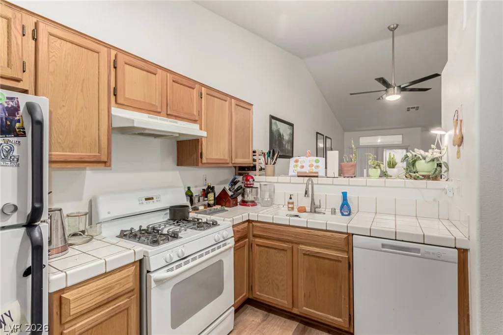 115 Tapatio, Henderson, NV 89074