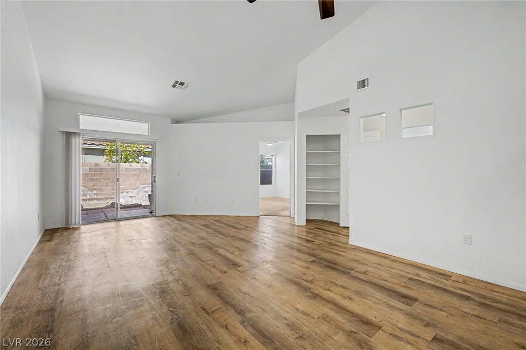 115 Tapatio, Henderson, NV 89074