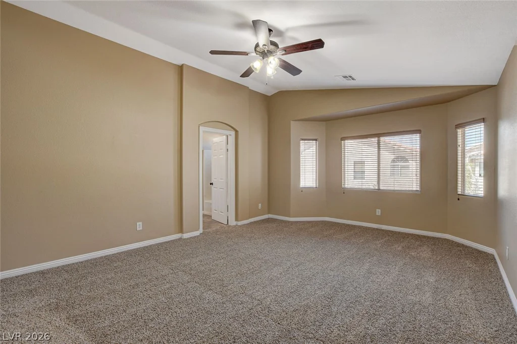 8926 Tomnitz, Las Vegas, NV 89178