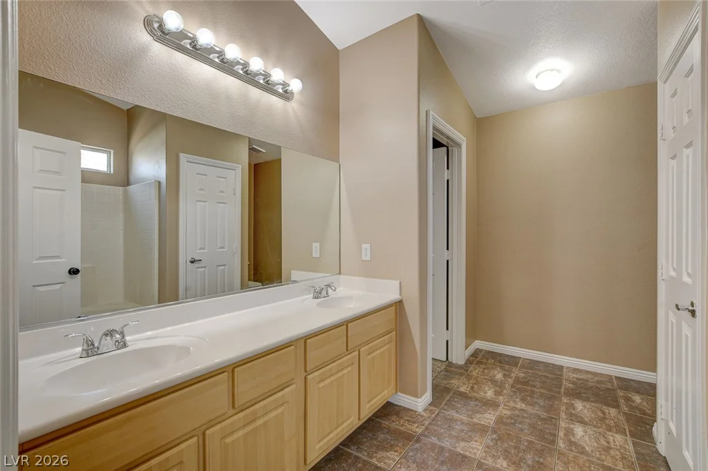 8926 Tomnitz, Las Vegas, NV 89178