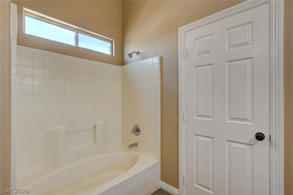 8926 Tomnitz, Las Vegas, NV 89178
