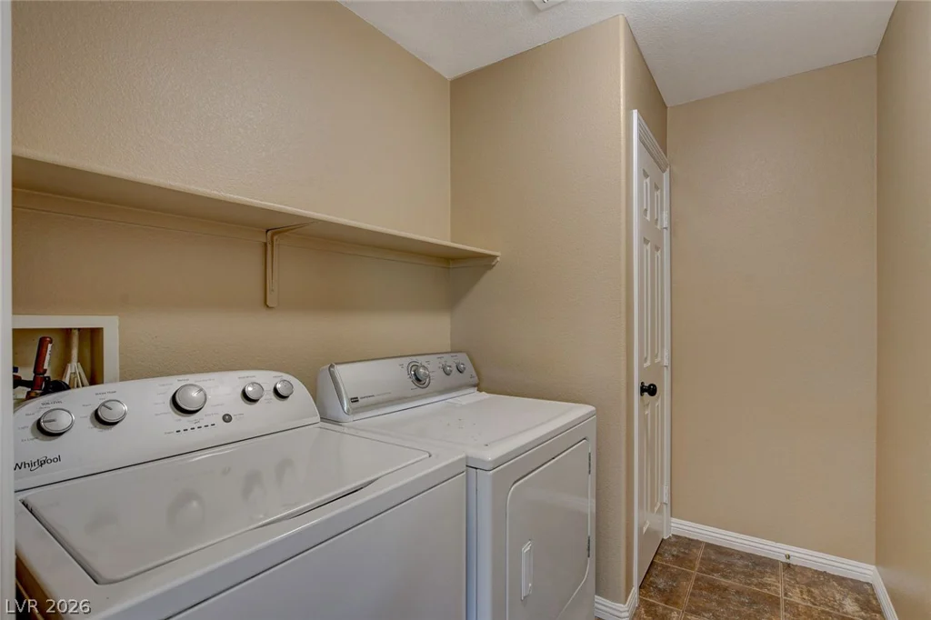 8926 Tomnitz, Las Vegas, NV 89178