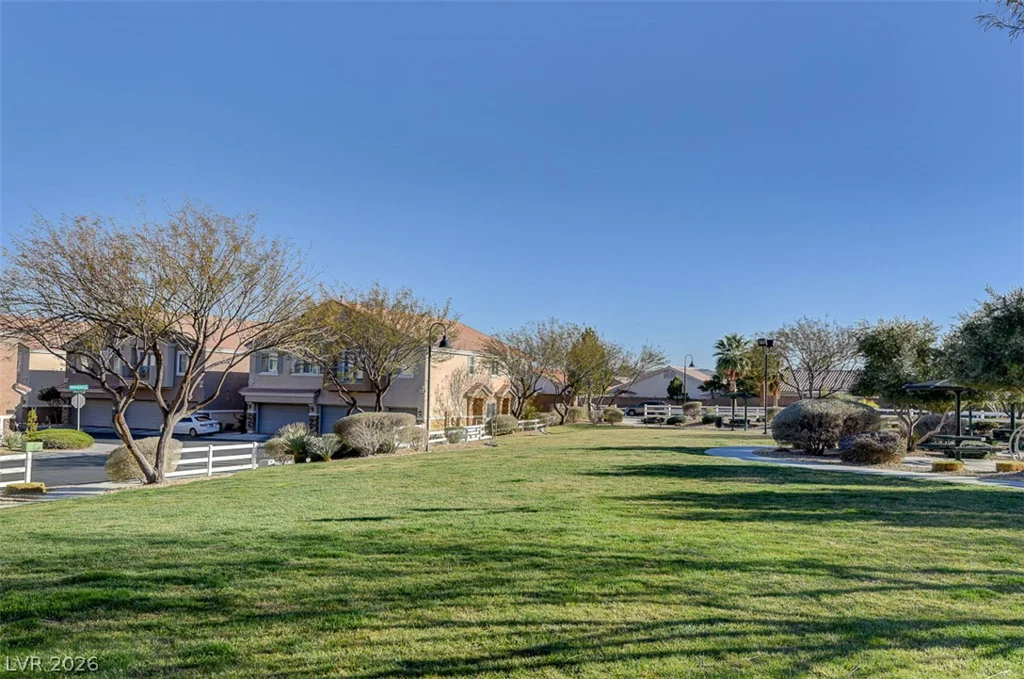 8926 Tomnitz, Las Vegas, NV 89178