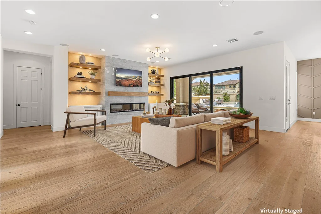 1972 Alcova Ridge, Las Vegas, NV 89135