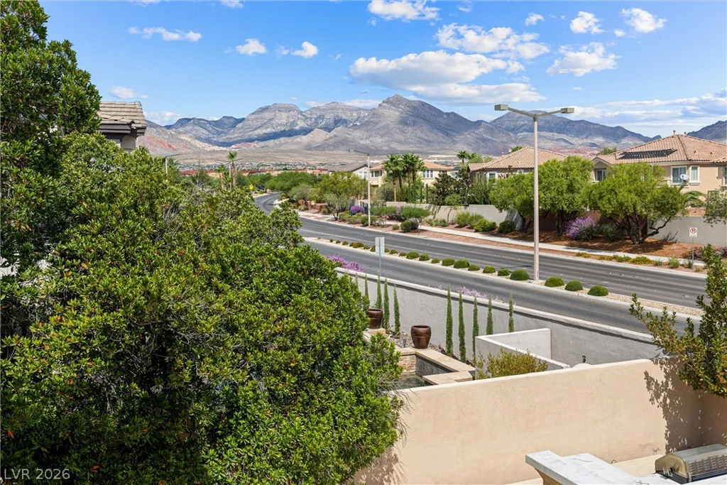 1972 Alcova Ridge, Las Vegas, NV 89135
