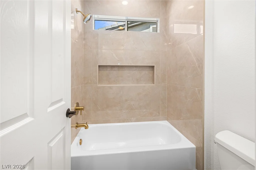 1972 Alcova Ridge, Las Vegas, NV 89135