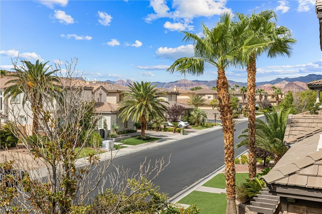 1972 Alcova Ridge, Las Vegas, NV 89135