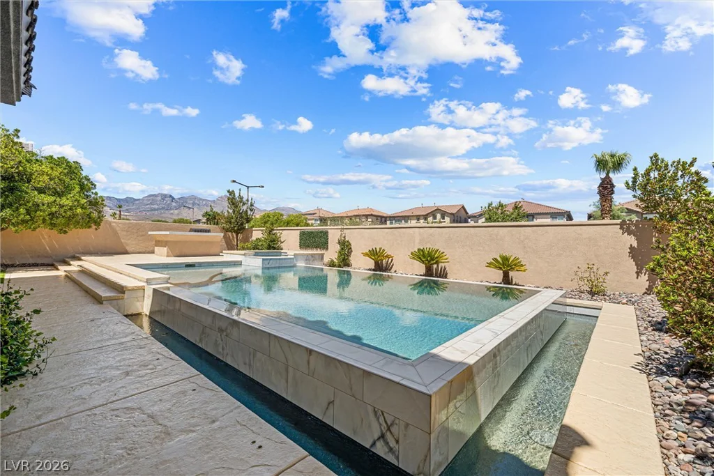1972 Alcova Ridge, Las Vegas, NV 89135
