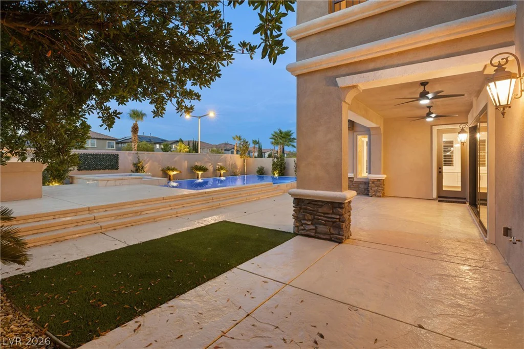 1972 Alcova Ridge, Las Vegas, NV 89135
