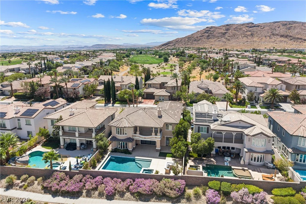 1972 Alcova Ridge, Las Vegas, NV 89135