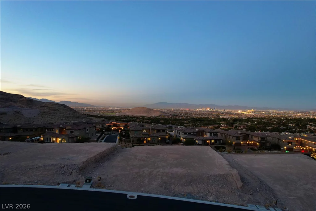 34 Mountain View, Las Vegas, NV 89141