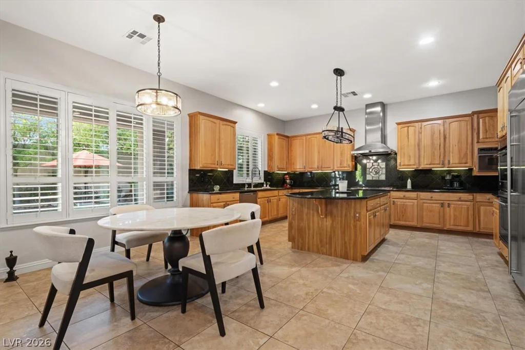11541 Bohemian Forest, Las Vegas, NV 89138