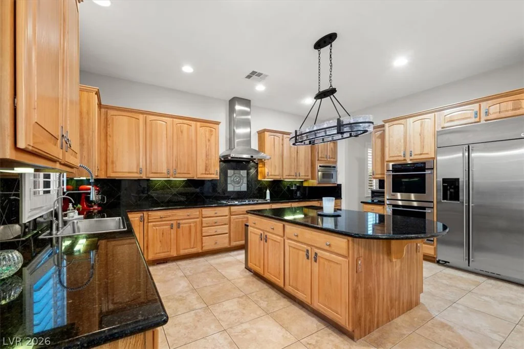 11541 Bohemian Forest, Las Vegas, NV 89138