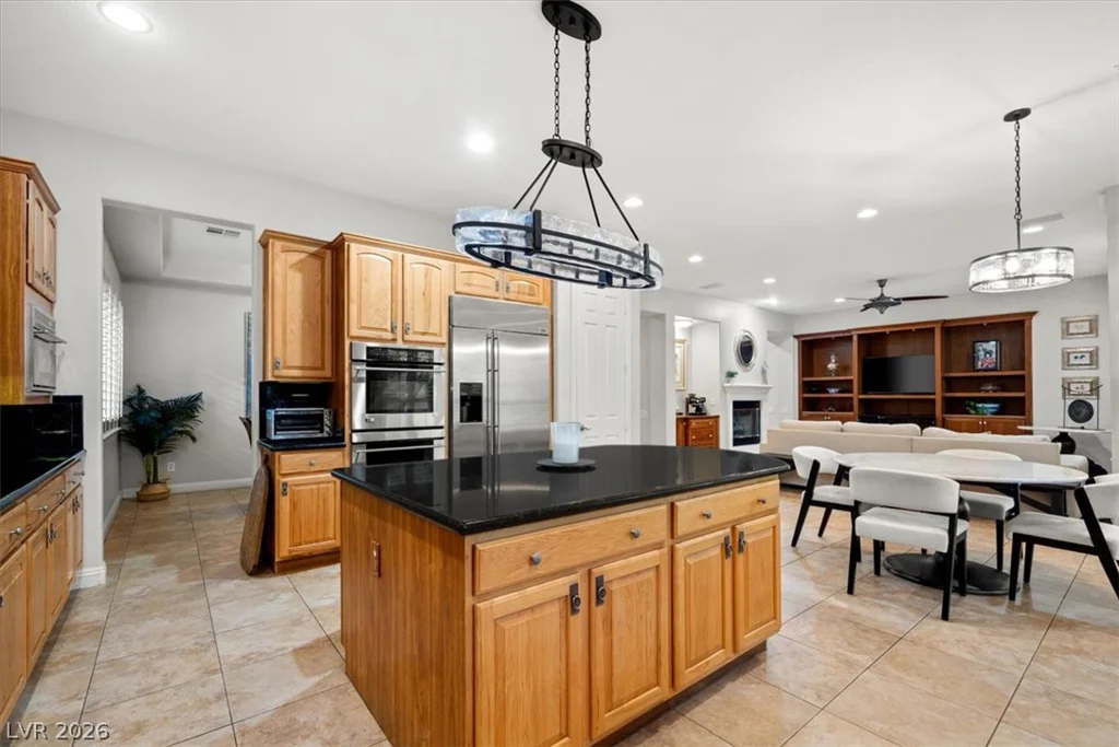 11541 Bohemian Forest, Las Vegas, NV 89138