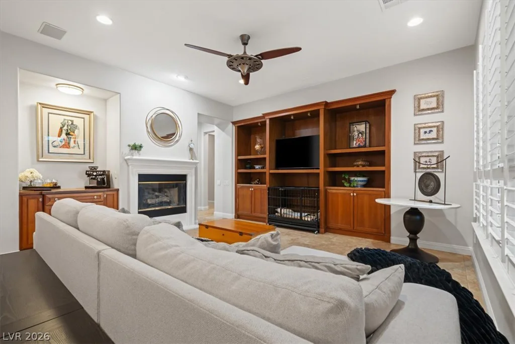 11541 Bohemian Forest, Las Vegas, NV 89138