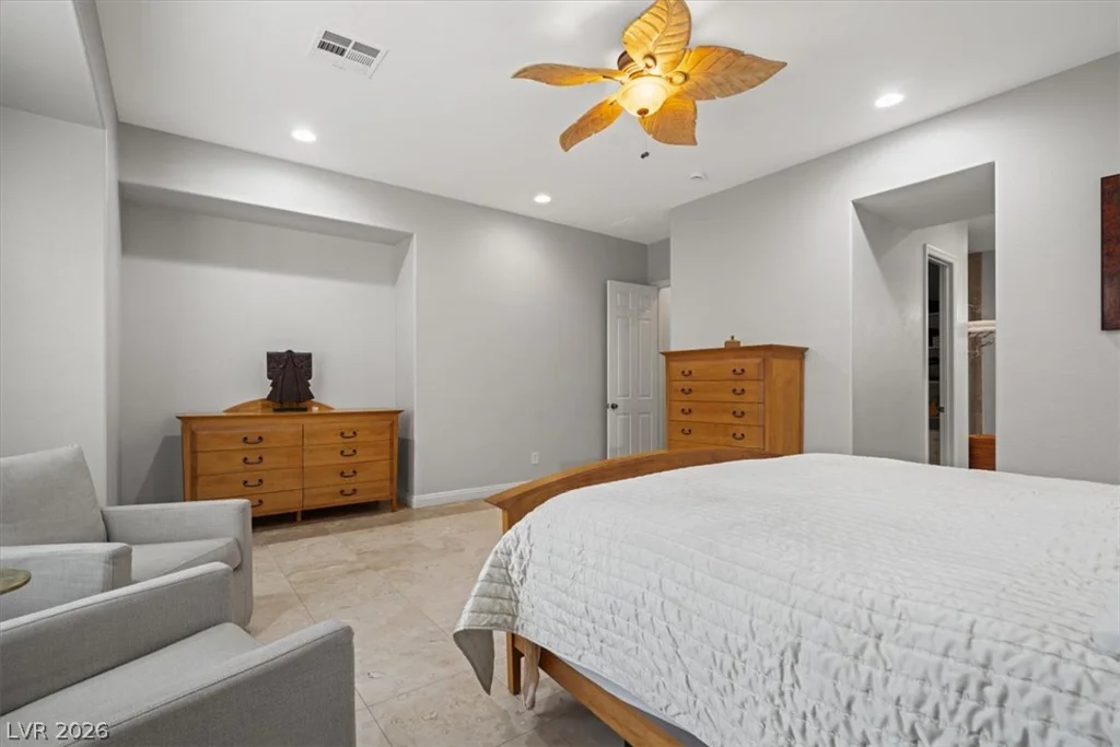 11541 Bohemian Forest, Las Vegas, NV 89138