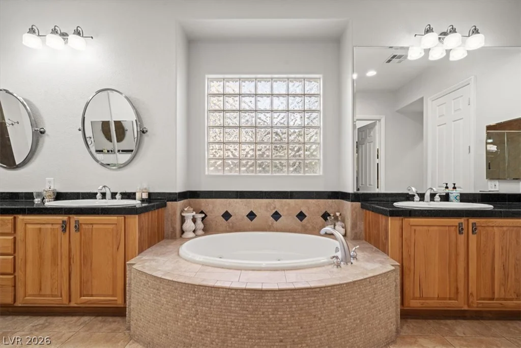 11541 Bohemian Forest, Las Vegas, NV 89138