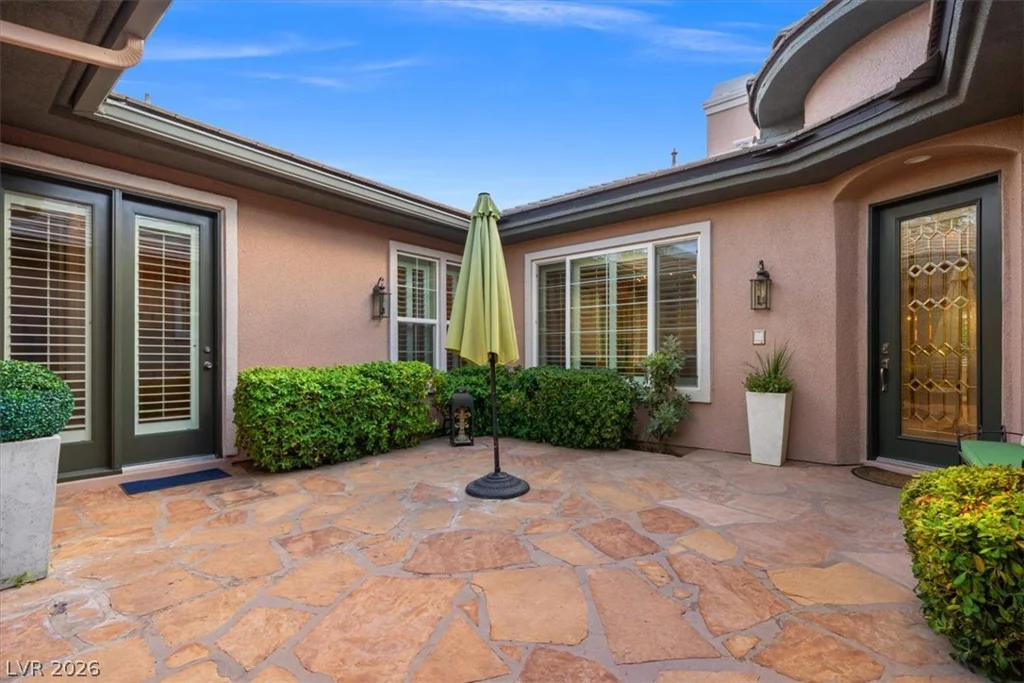 11541 Bohemian Forest, Las Vegas, NV 89138