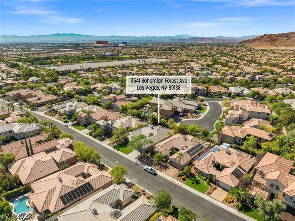 11541 Bohemian Forest, Las Vegas, NV 89138