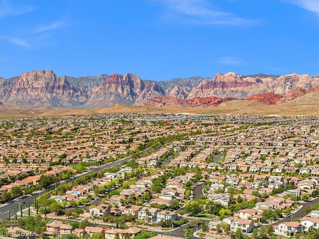 11541 Bohemian Forest, Las Vegas, NV 89138