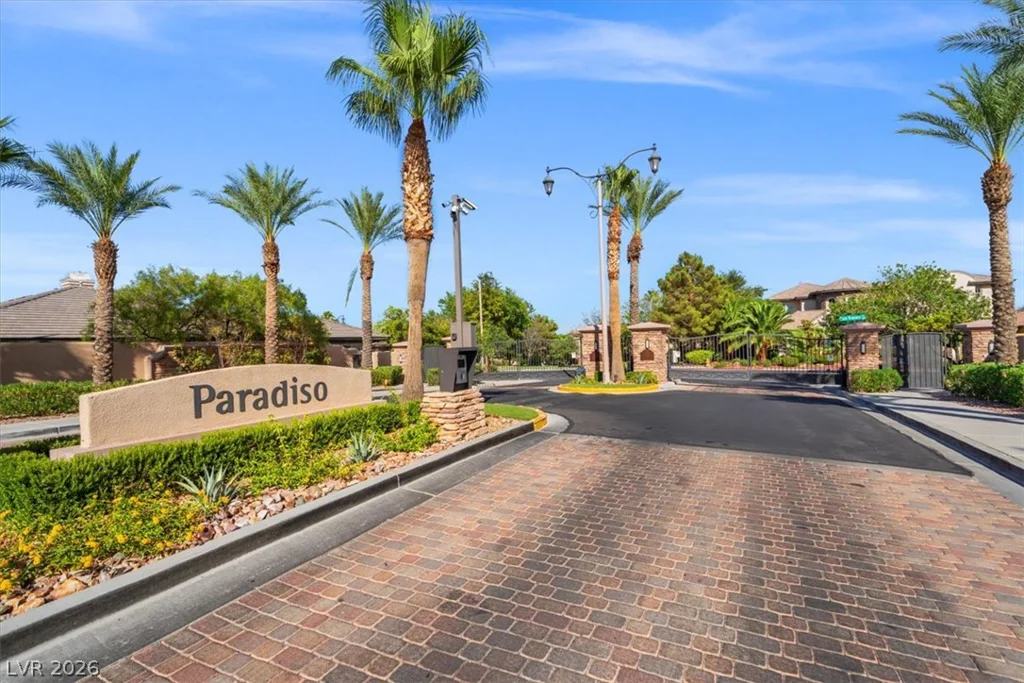 11541 Bohemian Forest, Las Vegas, NV 89138