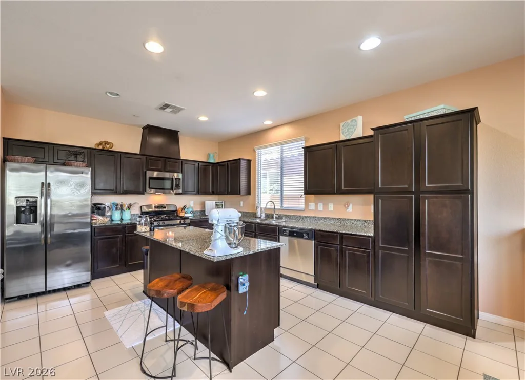 33 Via Di Mello, Henderson, NV 89011
