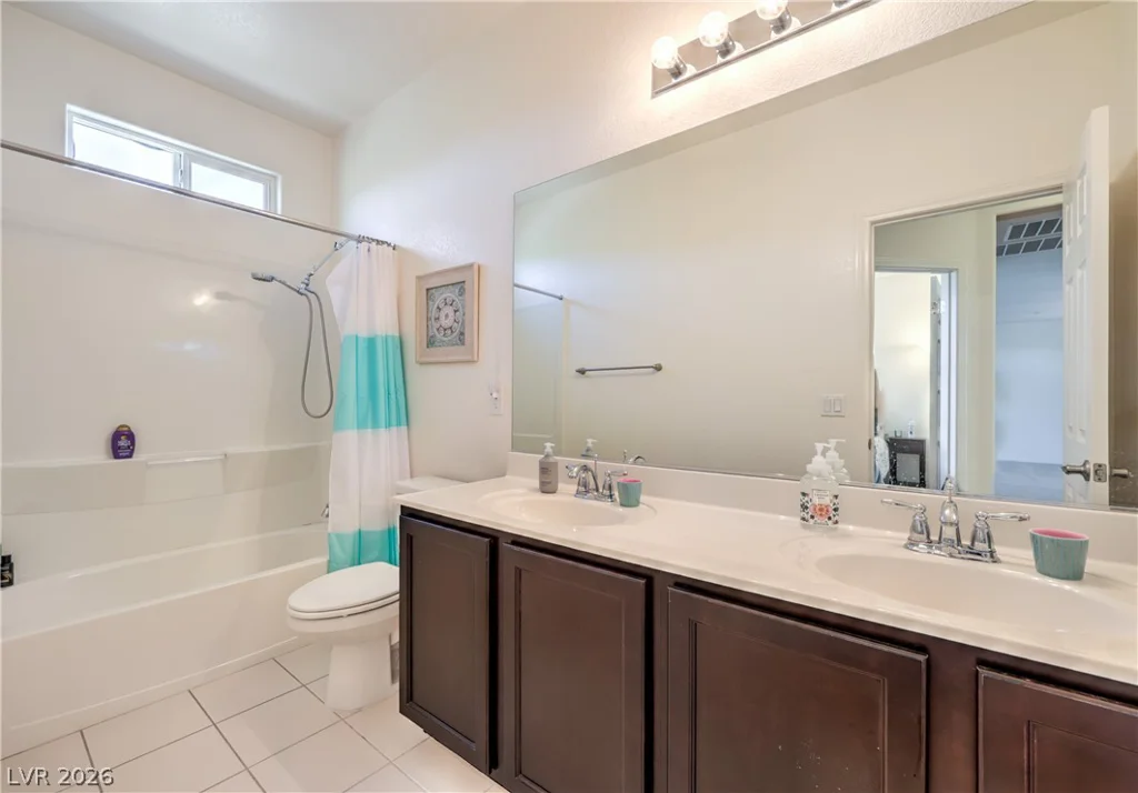 33 Via Di Mello, Henderson, NV 89011