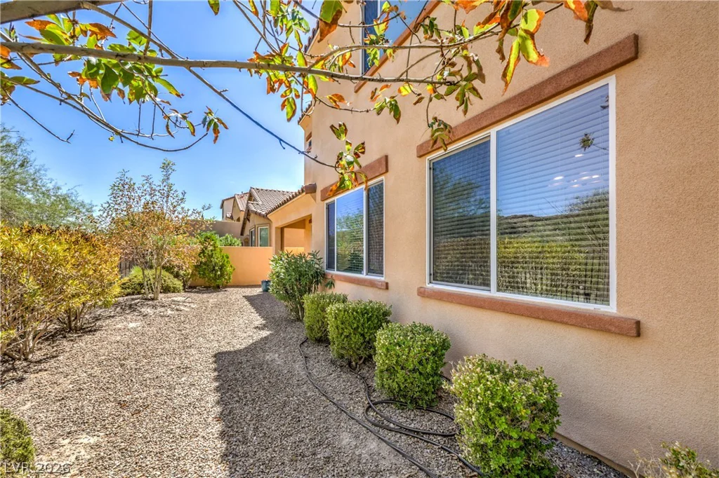33 Via Di Mello, Henderson, NV 89011