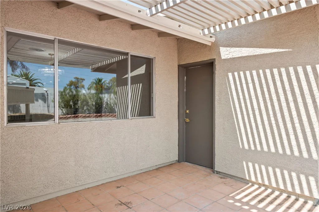 4638 Corral, Las Vegas, NV 89119