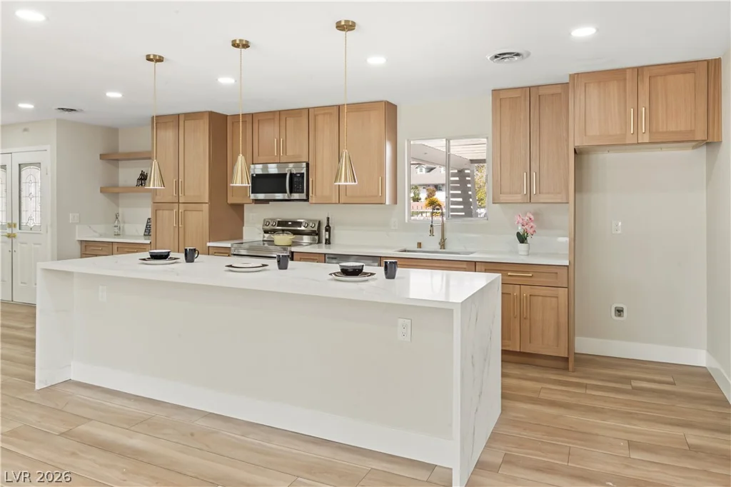 4638 Corral, Las Vegas, NV 89119