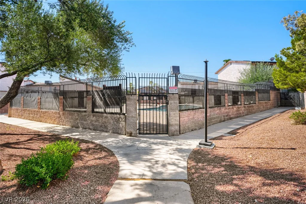 4362 Caliente, Las Vegas, NV 89119