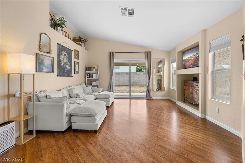 7705 Granberg, Las Vegas, NV 89131
