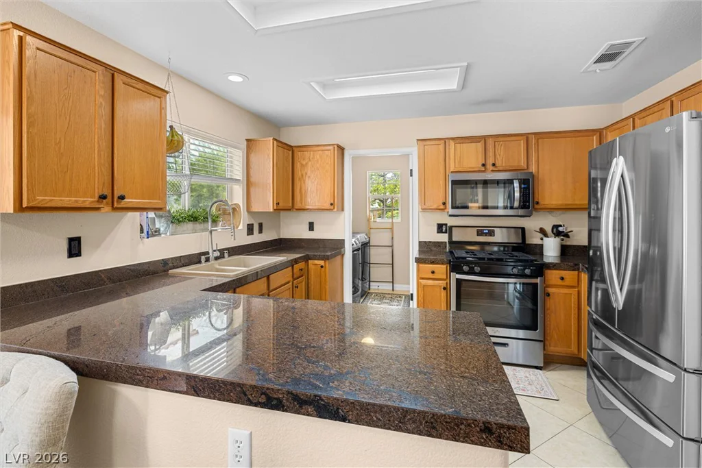 7705 Granberg, Las Vegas, NV 89131