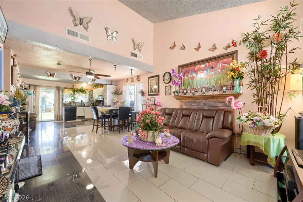 4385 Sunnyview, Las Vegas, NV 89147