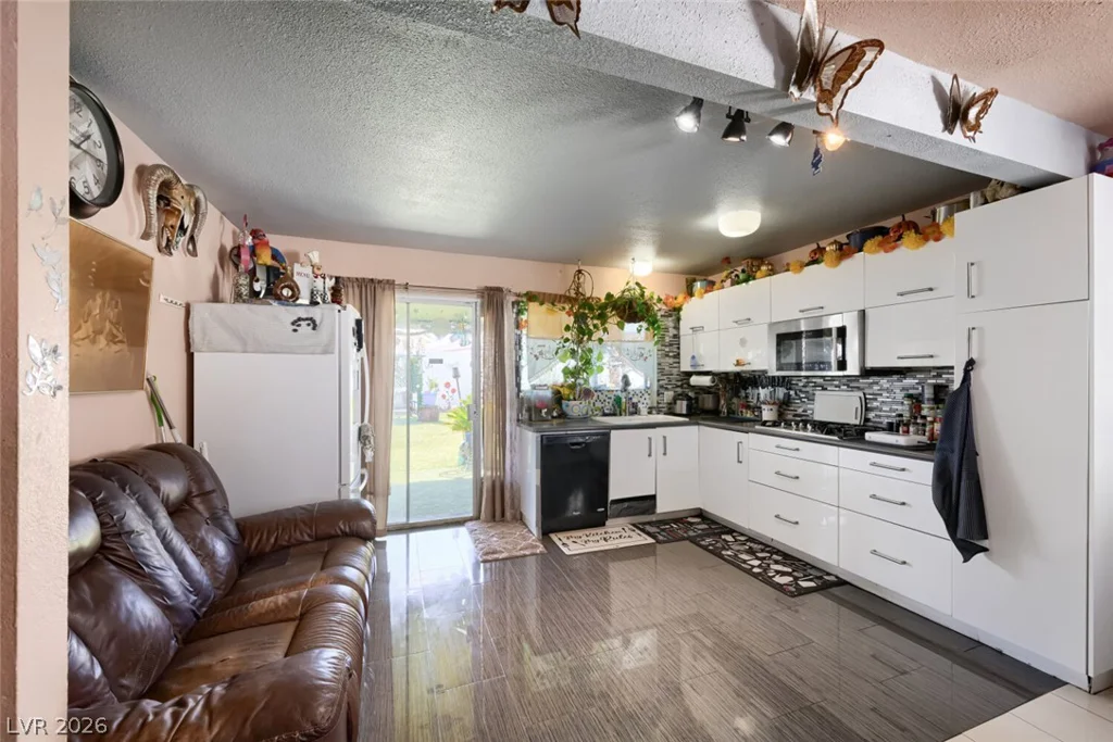 4385 Sunnyview, Las Vegas, NV 89147