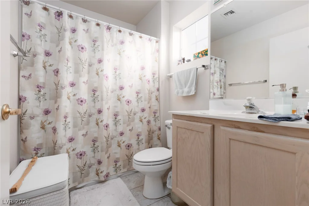 2409 Desert Sands, Las Vegas, NV 89134