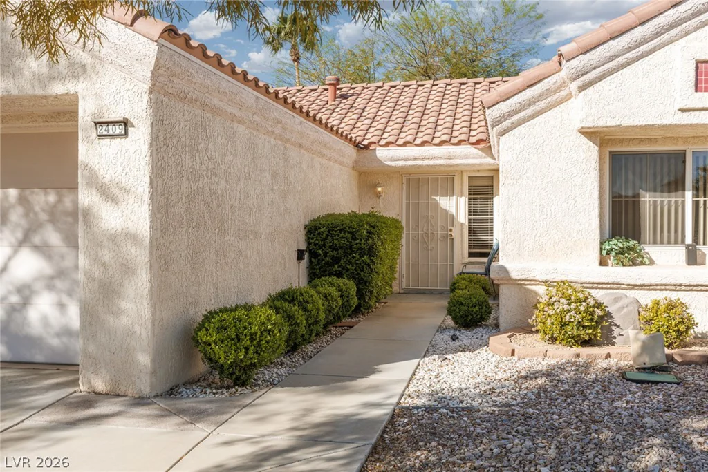 2409 Desert Sands, Las Vegas, NV 89134