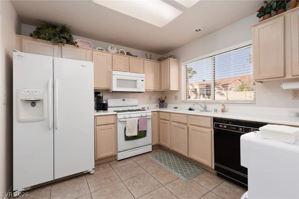 2409 Desert Sands, Las Vegas, NV 89134