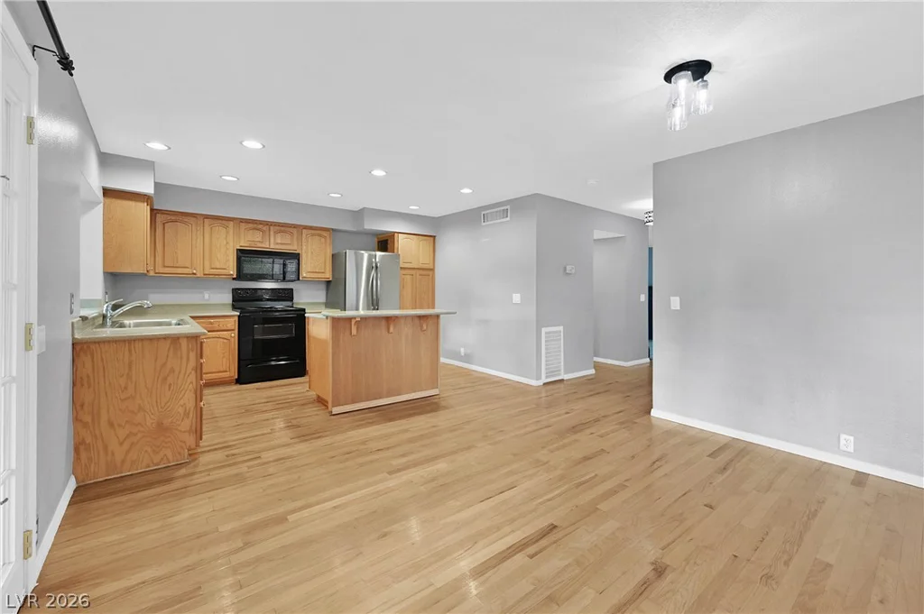 3031 Bel Air, Las Vegas, NV 89109
