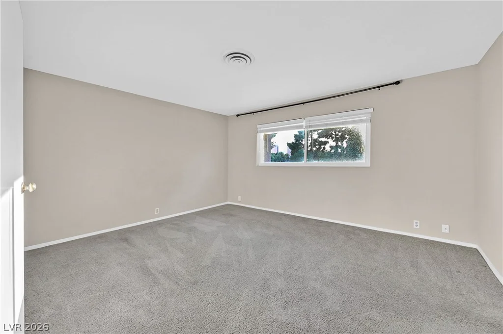 3031 Bel Air, Las Vegas, NV 89109