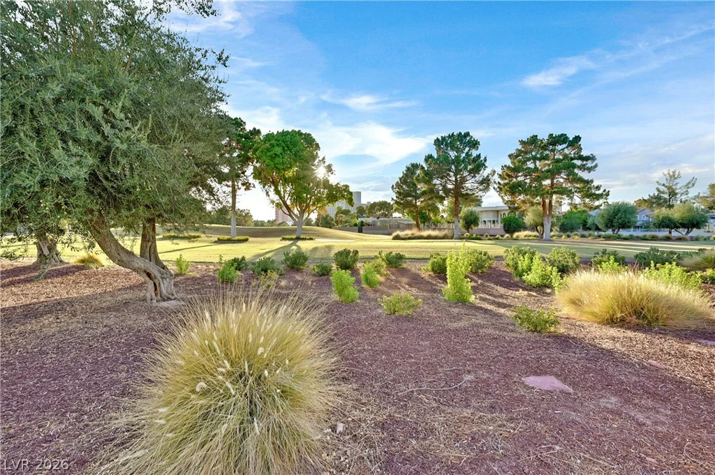 3031 Bel Air, Las Vegas, NV 89109