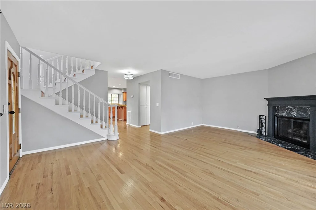 3031 Bel Air, Las Vegas, NV 89109