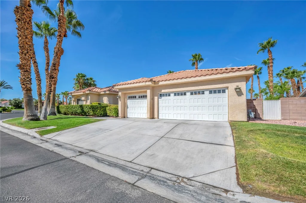 5569 Wild Olive, Las Vegas, NV 89118